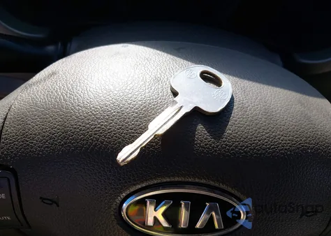 2011 Kia Sportage Lx z USA, uszkodzony, nr VIN KNDPB3A27B7028849